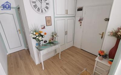 Appartement - 81 m² - 3 pièces