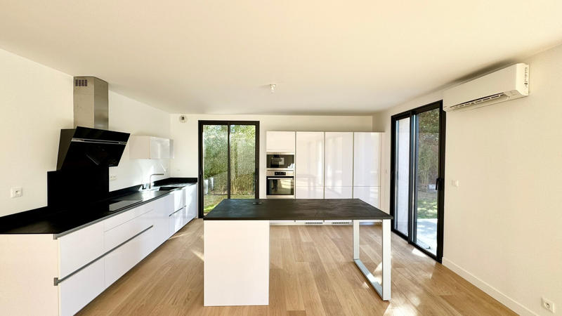 Maison - 175 m² - 5 pièces