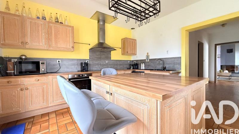 Maison - 358 m² - 11 pièces