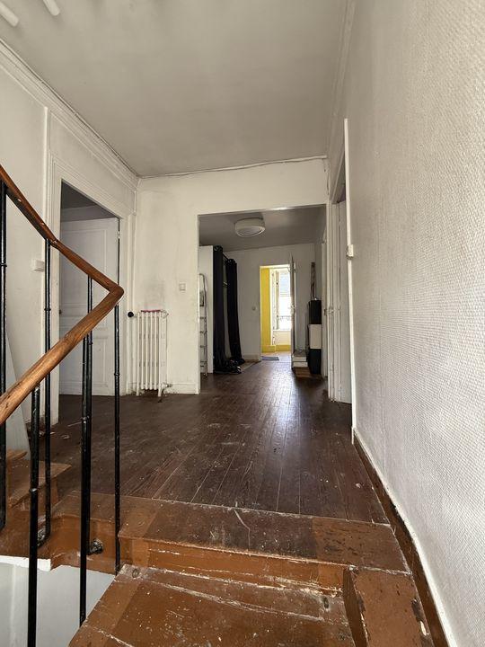 Immeuble - 110 m² - 6 pièces