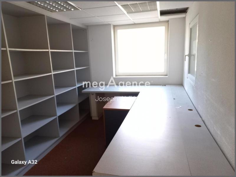 Bureau - 274 m² - 18 pièces