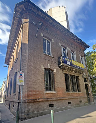 Appartement - 100 m² - 4 pièces