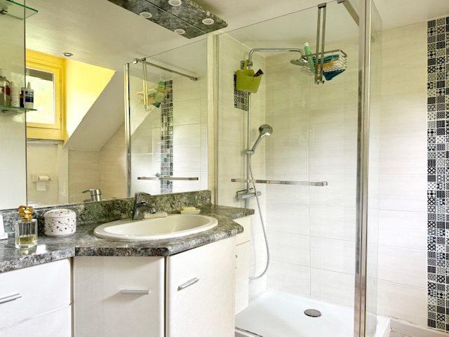 Maison - 85 m² - 5 pièces