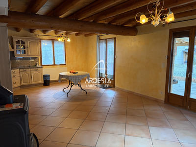 Maison - 117 m² - 5 pièces