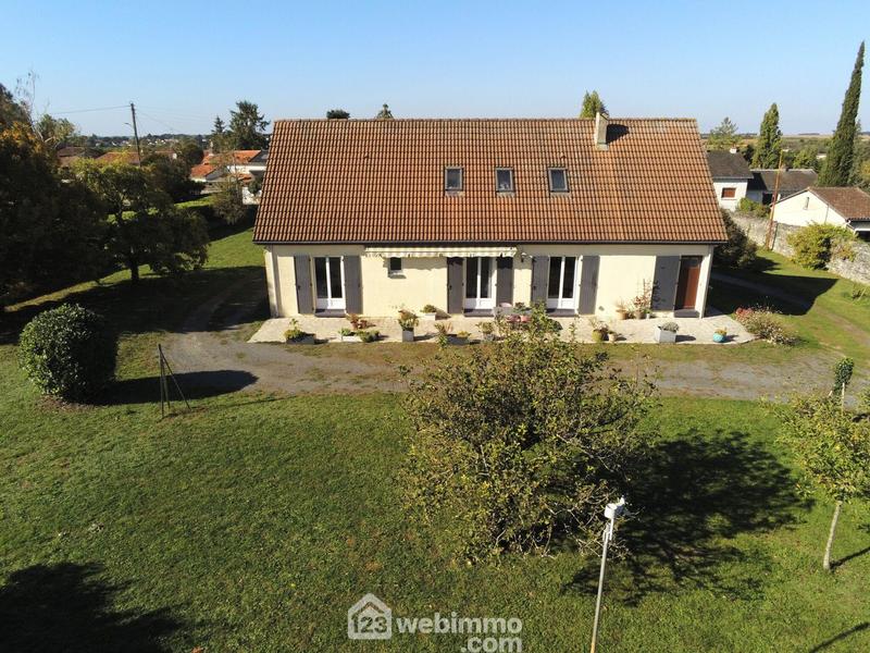 Maison - 207 m² - 6 pièces