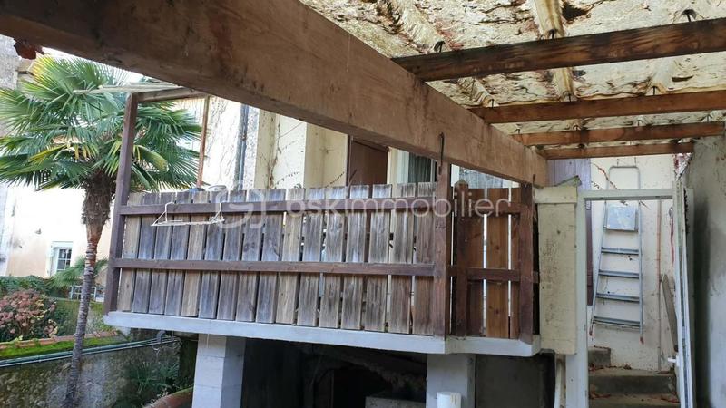 Maison de village - 141 m² - 5 pièces