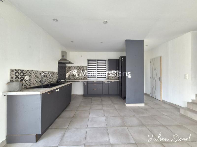 Villa - 95 m² - 4 pièces