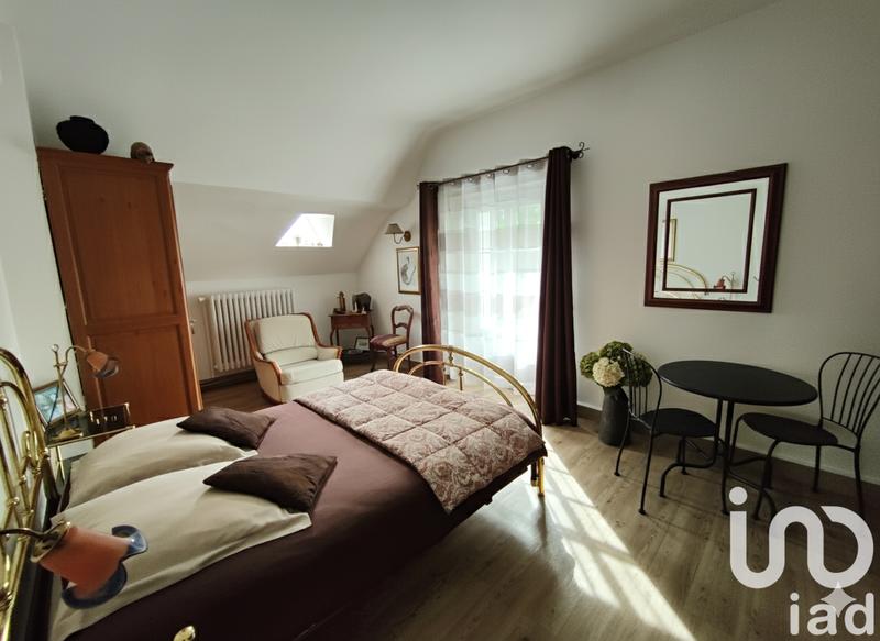 Maison - 203 m² - 6 pièces