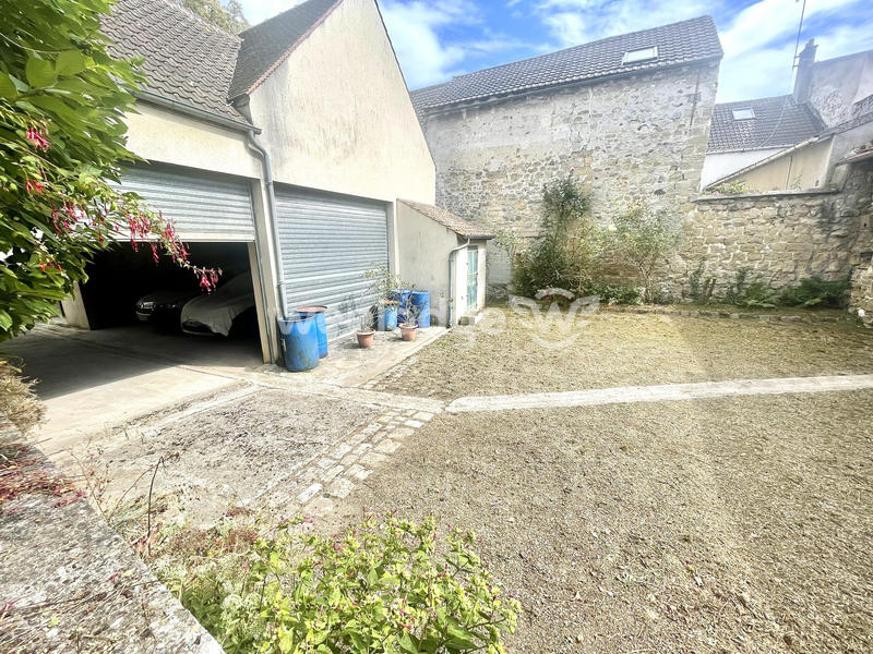 Ferme - 300 m² - 5 pièces