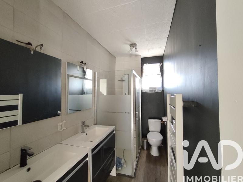 Maison - 99 m² - 5 pièces