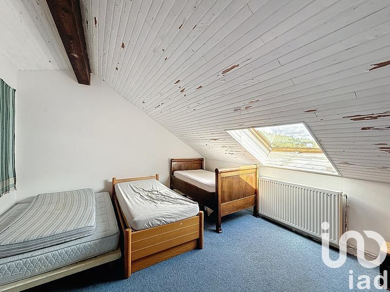 Maison - 214 m² - 7 pièces