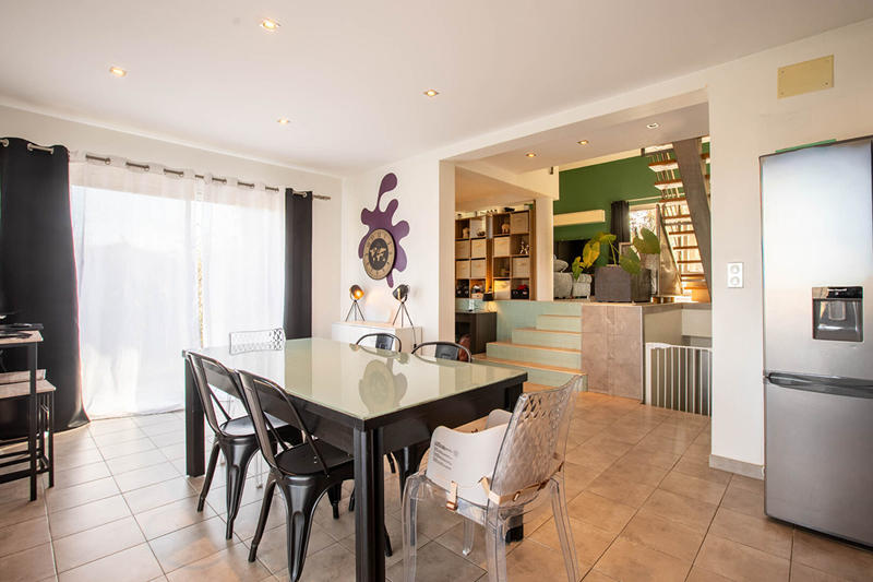 Maison - 142 m² - 6 pièces