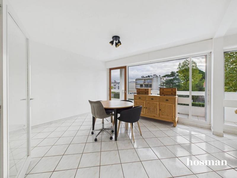 Appartement - 49 m² - 2 pièces