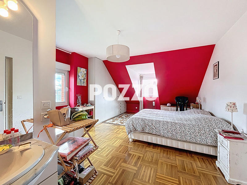 Maison - 166 m² - 6 pièces