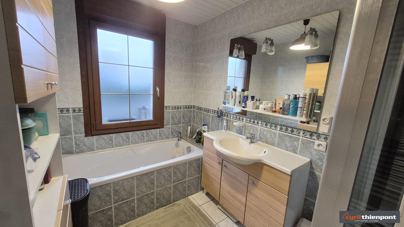 Maison - 125 m² - 5 pièces