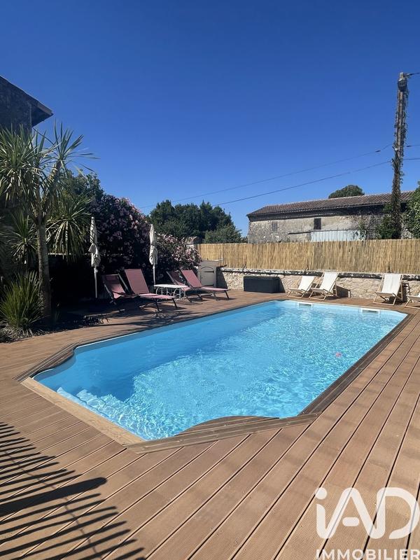 Maison - 320 m² - 10 pièces