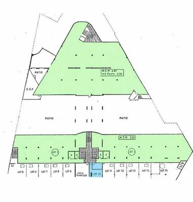 Local commercial - 1 330 m²