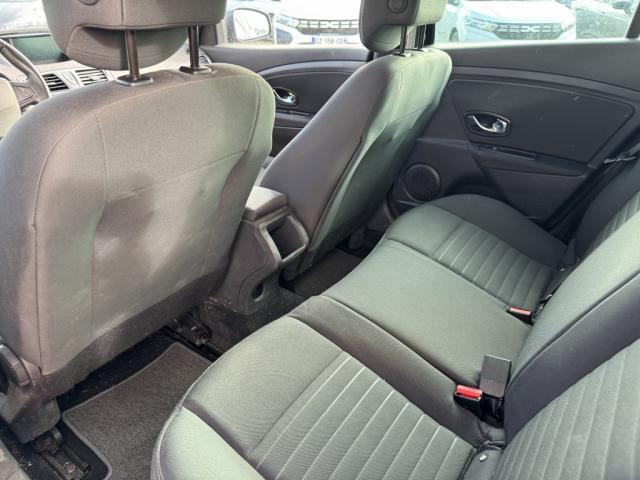 Renault Mégane III Berline Tce 115 Energy Limited E6