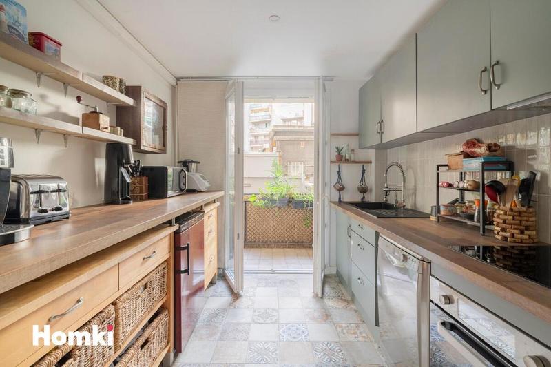 Appartement - 81 m² - 3 pièces