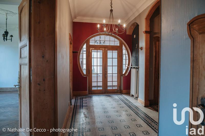 Maison - 288 m² - 8 pièces