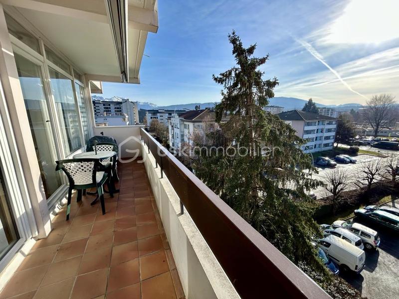 Appartement - 77 m² - 4 pièces