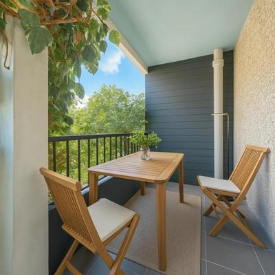 Appartement - 80 m² - 4 pièces