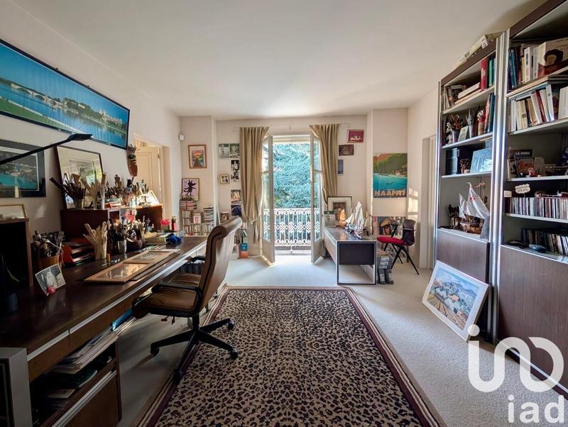 Maison de maîtres - 350 m² - 8 pièces