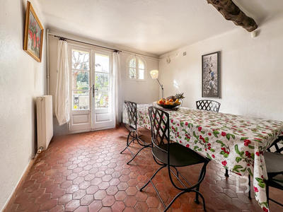 Mas - 161 m² - 7 pièces