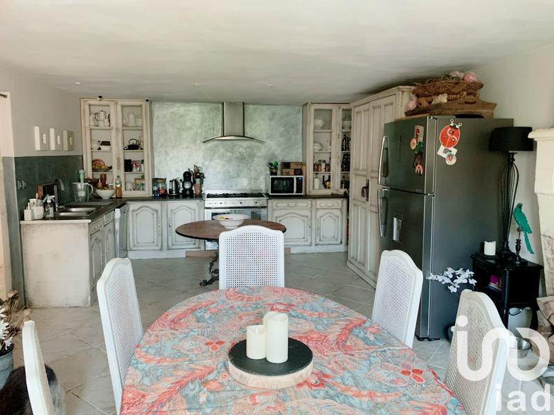 Maison - 200 m² - 6 pièces