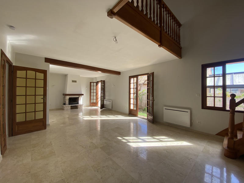 Maison - 111 m² - 5 pièces