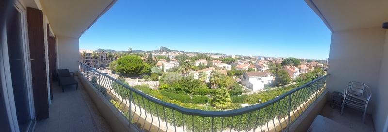 Appartement - 77 m² - 3 pièces