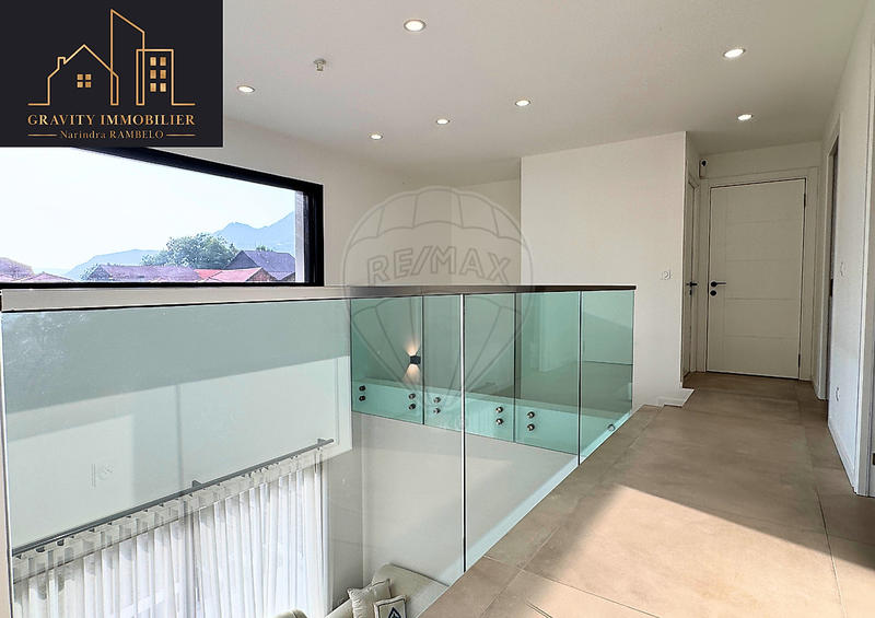 Maison - 151 m² - 5 pièces