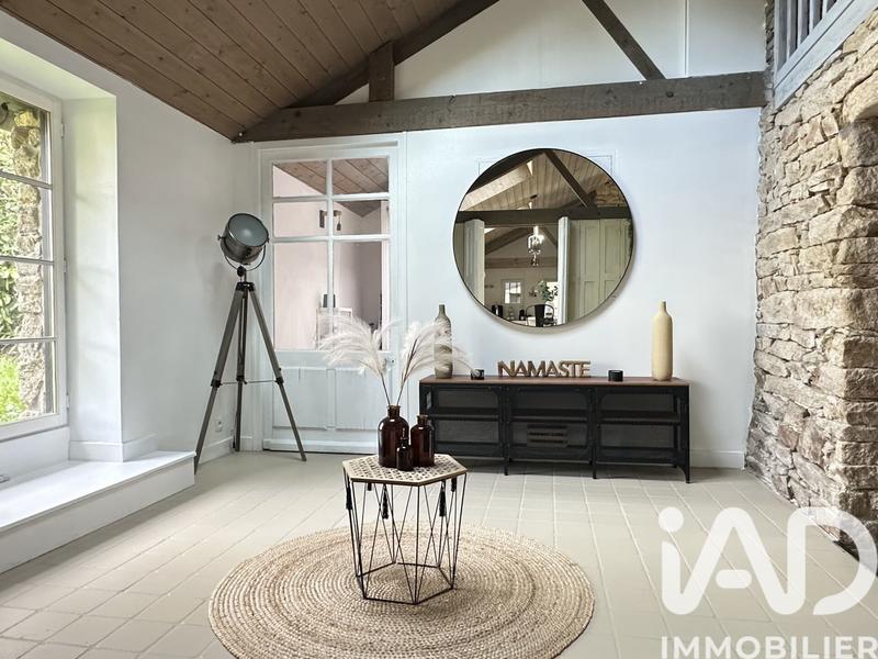 Maison - 256 m² - 10 pièces