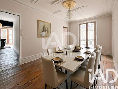 Appartement - 104 m² - 6 pièces