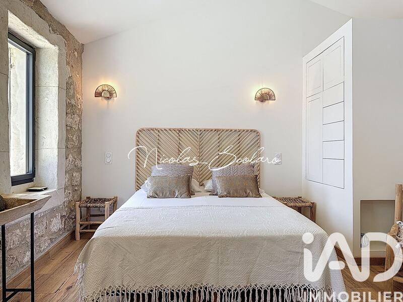 Maison - 1 m² - 6 pièces