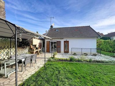 Maison - 75 m² - 5 pièces