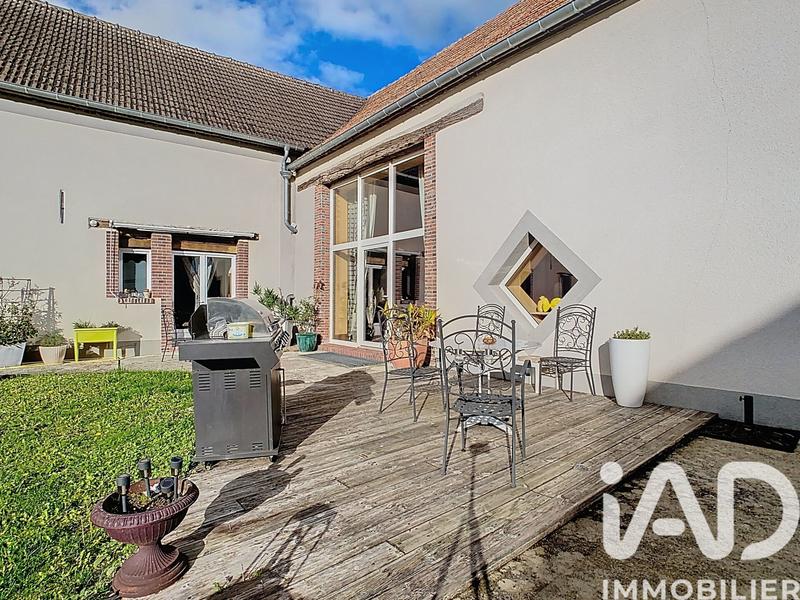 Maison - 325 m² - 7 pièces