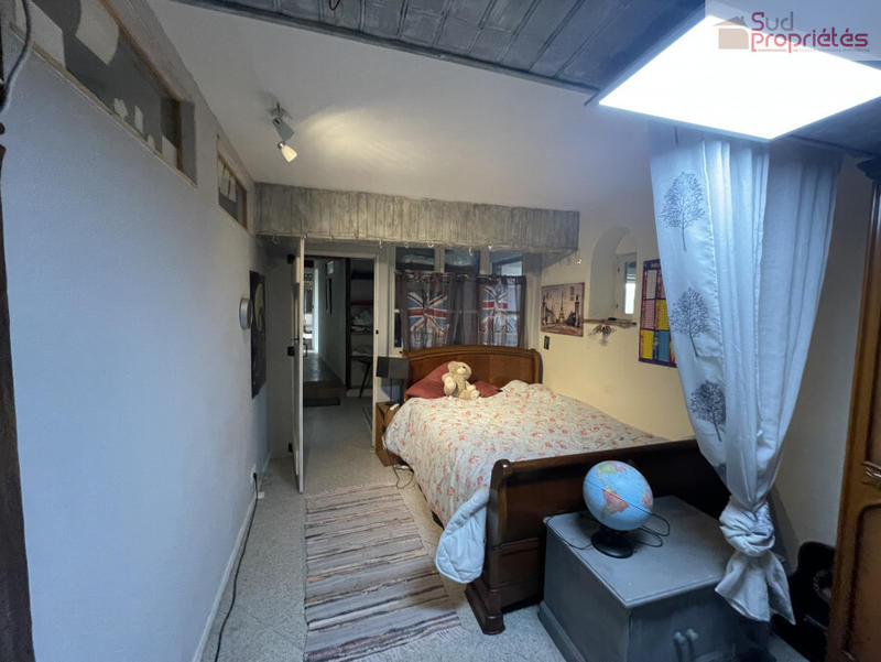 Maison - 180 m² - 6 pièces