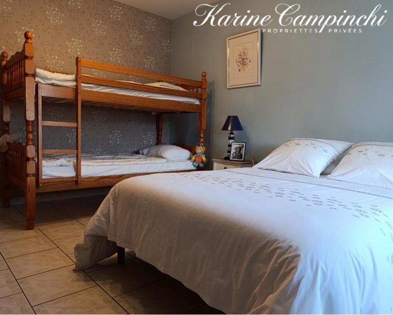 Maison - 283 m² - 6 pièces