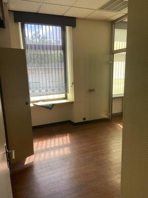 Local d'activité / Entrepôt - 576 m²