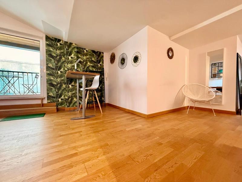 Appartement - 92 m² - 3 pièces