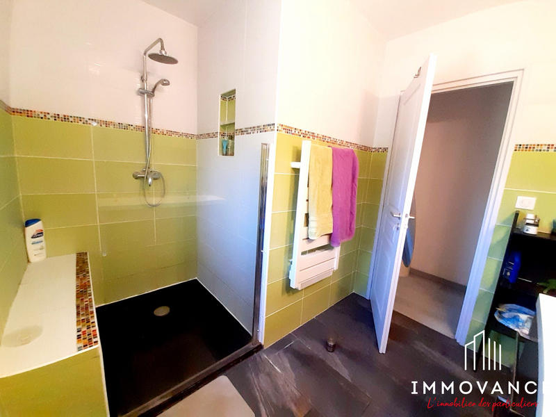 Villa - 196 m² - 7 pièces