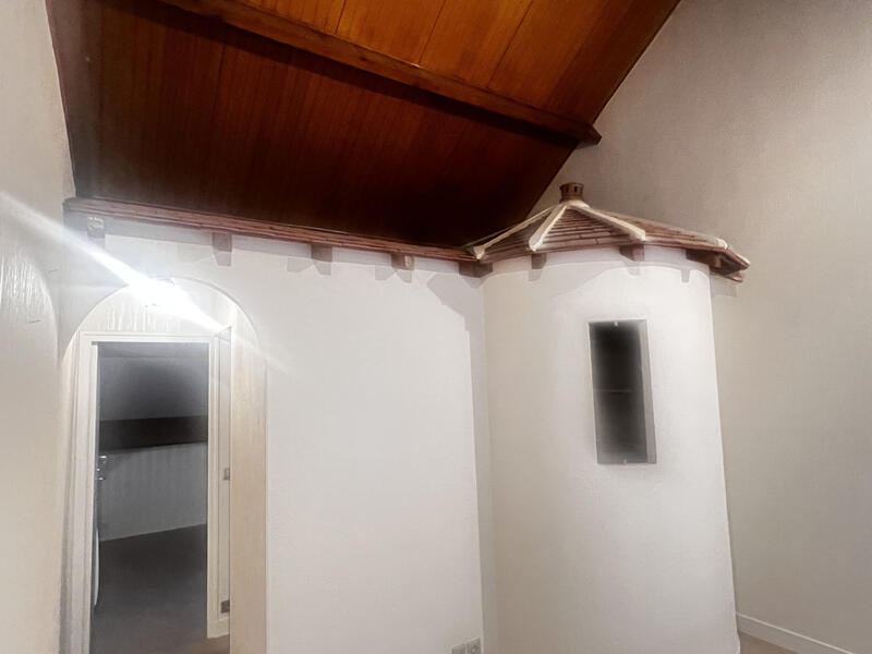 Maison - 200 m² - 6 pièces