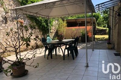 Maison - 90 m² - 5 pièces