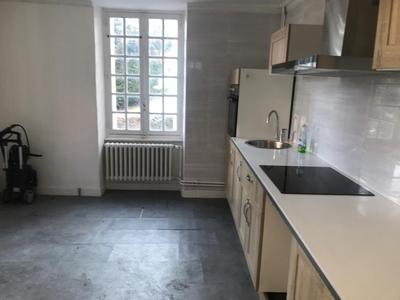 Maison - 204 m² - 10 pièces