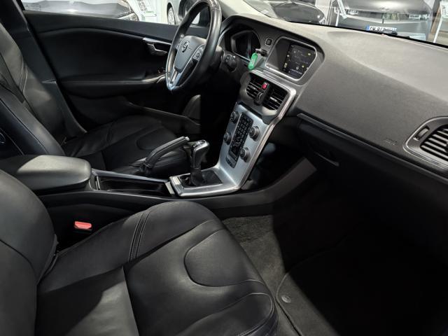 Volvo V40 D3 150 Momentum