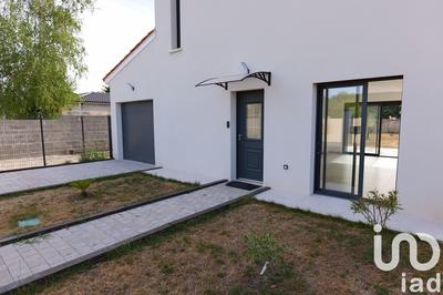 Maison - 80 m² - 4 pièces