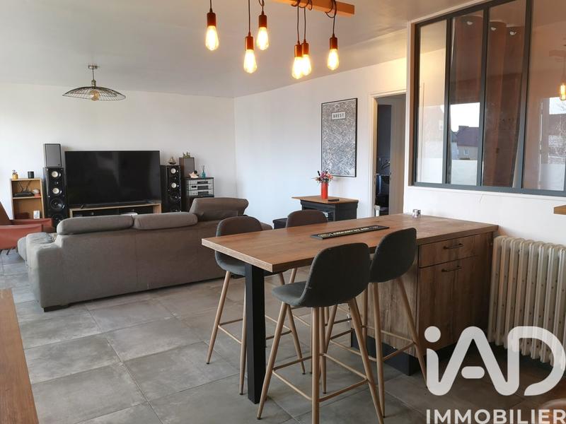 Maison - 84 m² - 4 pièces