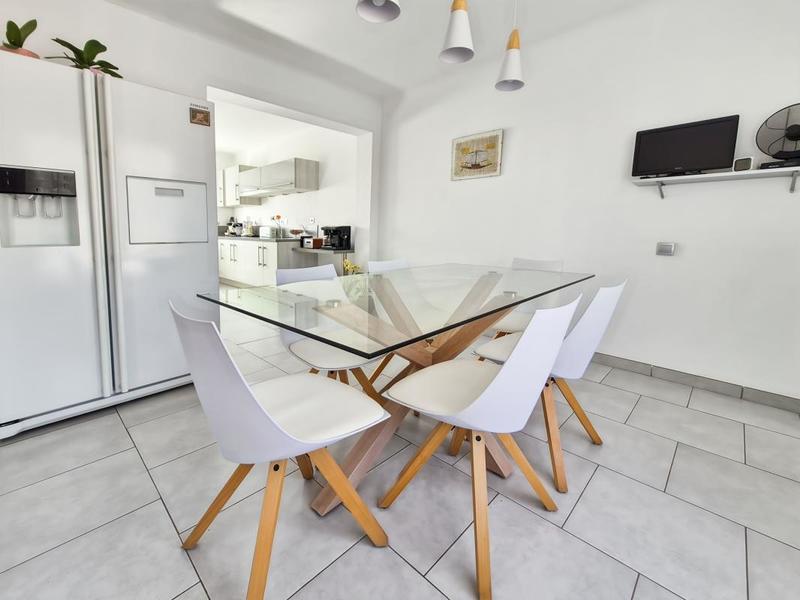 Maison - 170 m² - 7 pièces