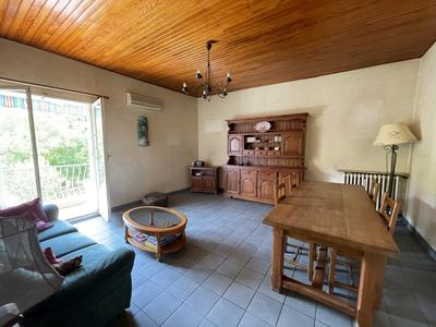 Maison de ville - 196 m² - 5 pièces